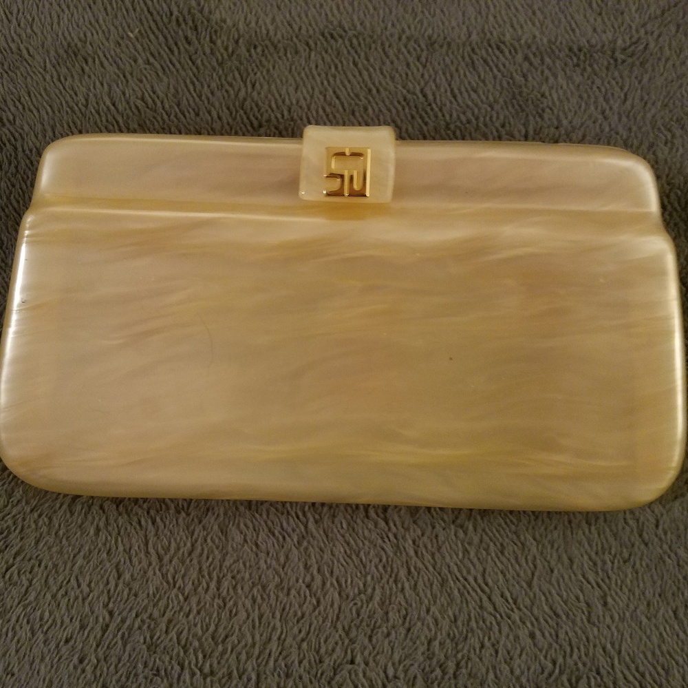 St John purse